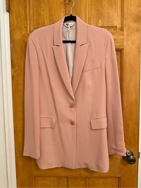 LITA by Ciara Two-Button Blazer in Lotus/Blush Pink size Large